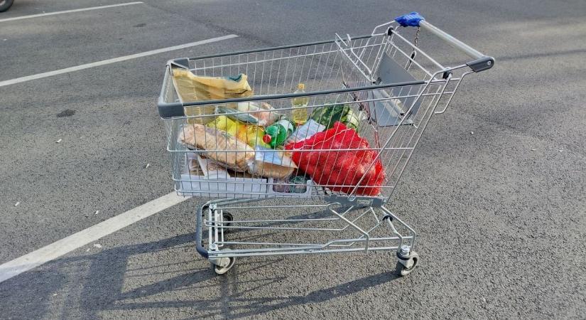 Így alakul a boltok nyitvatartása a négy napos hosszú hétvégén