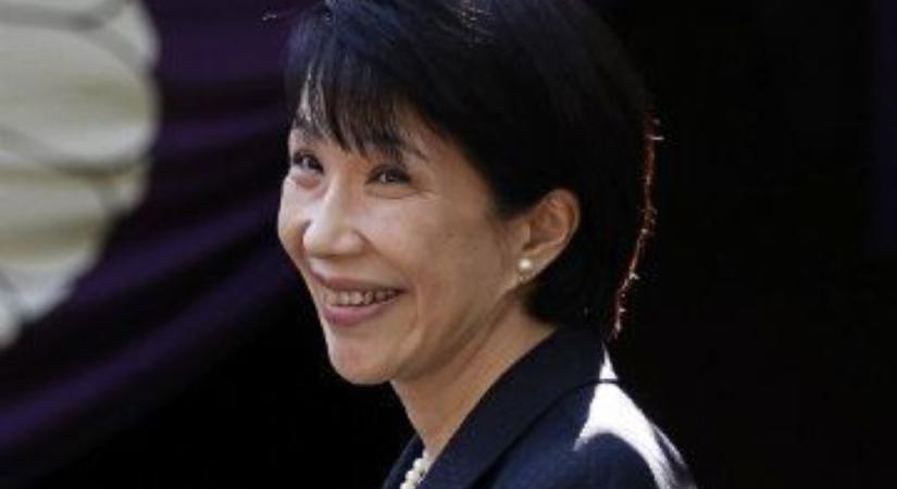 Japán megválasztotta az első női miniszterelnököt, az ultrakonzervativ Takaicsit
