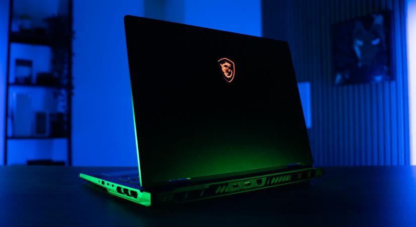 RTX 5090 és X3D-s AMD! A tökéletes kombó!  MSI Raider A18