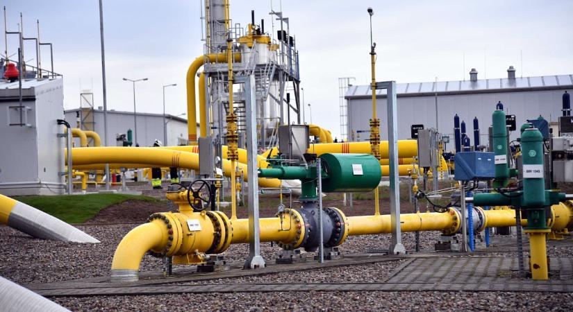 A magyar energiabiztonság, a rezsicsökkentés megvédésére készül a kormány