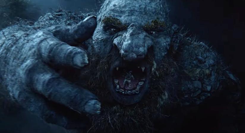 Ott a szörny, és már bulizni sem hagyja a fiatalokat a Troll 2 előzetesében!