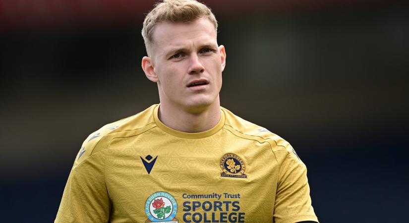 A Blackburn Tóth Balázzsal, a Pompey Kosznovszky nélkül kapott ki