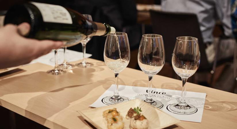 Champagne-okat, valamint Provence-i és Bordeaux-i borokat kóstolhatunk egyetlen estén!
