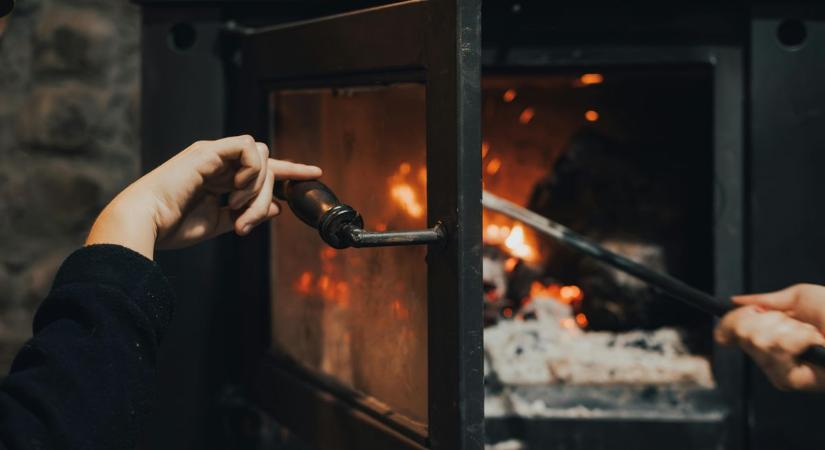 Spórolás helyett mérgezés – veszélyes fűtőanyagok, amiket sokan mégis használnak
