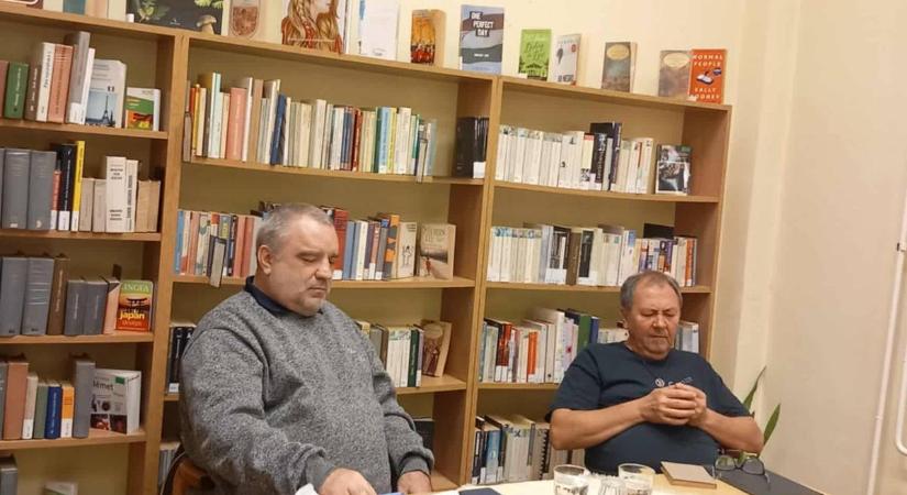 Újra kinyitott a Mitracsek Presszó! - Egy világpolgár vallomásai