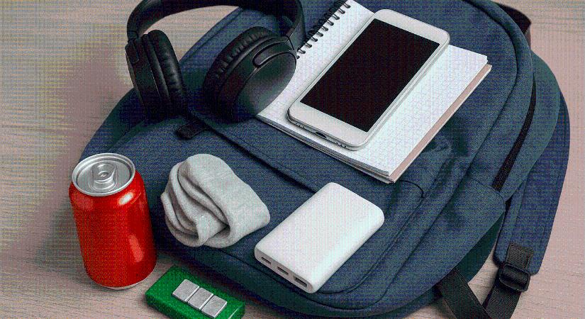 Mi van a táskádban? Nem, nem füzet