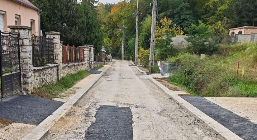 Aszfaltozás miatt zárják le az écsi utcát, mutatjuk mikor