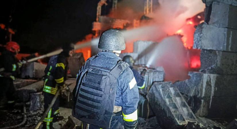Szibiha sürgős felhívással fordult a partnerekhez az Ukrajna elleni hatalmas szerdai drón- és rakétatámadás miatt