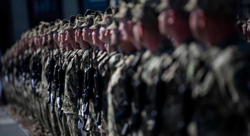 Letették a katonai esküt a Magyar Honvédség leendő altisztjei