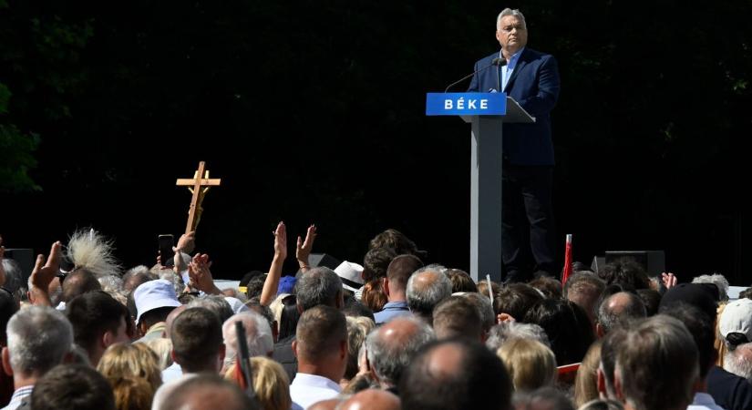 Orbán Viktor megható videót tett közzé: ilyenek voltak az eddigi békemenetek