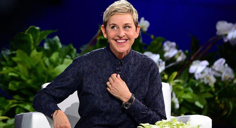 Először mutatta meg 30 millió dolláros kastélyát Ellen DeGeneres, aki Donald Trump miatt költözött el Amerikából