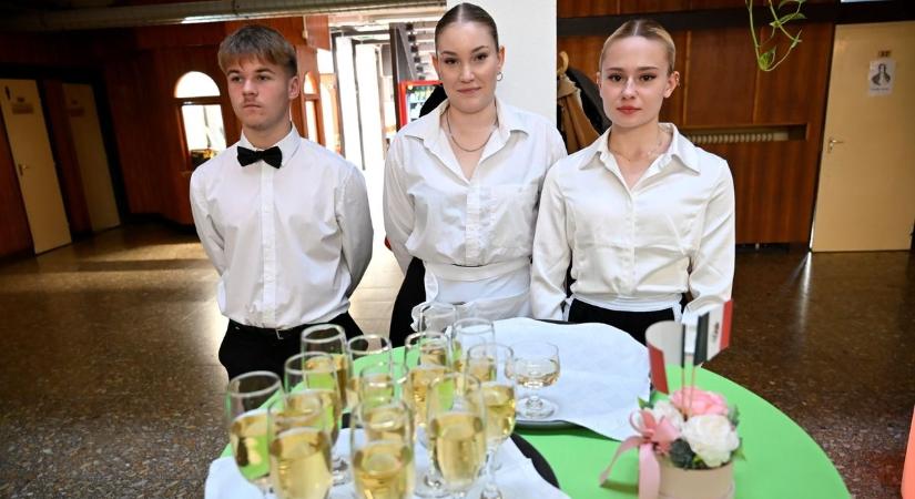 Mexikói hangulat és ízek a mosonmagyaróvári Glück Technikumban