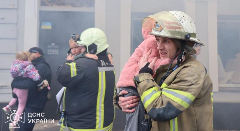 Harkivi óvodát támadtak az oroszok – megrázó képeket tett közzé Zelenszkij