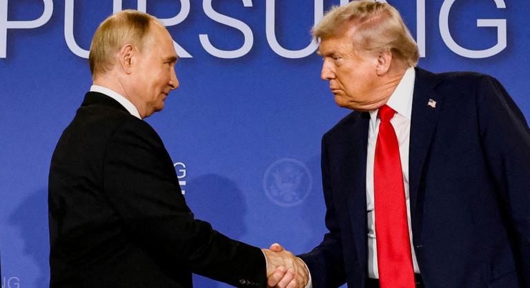 Trump és Putyin játszmája: a budapesti találkozó csak egy lépés a táblán