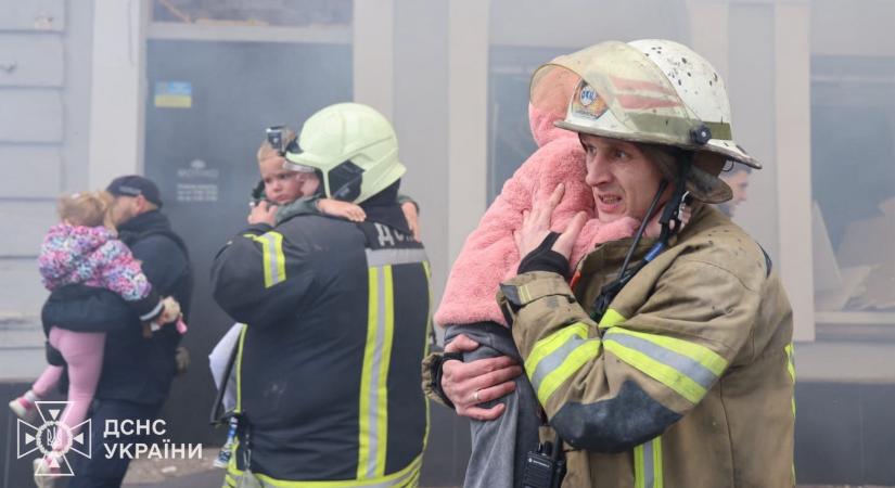 Óvodát is támadtak Harkivban az oroszok, egy ember meghalt