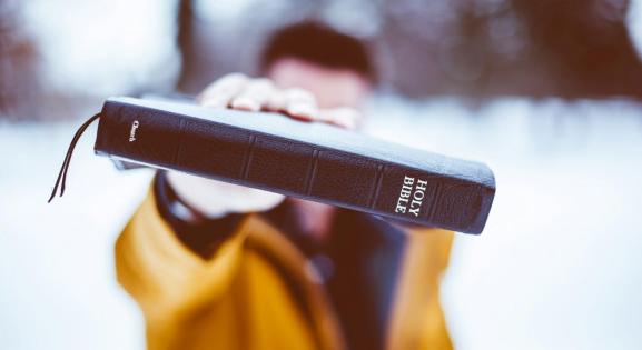 Az Egyesült Államokban nagyon veszik a Bibliát Charlie Kirk halála óta