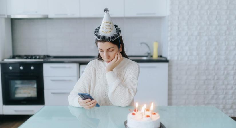Egy 21 éve házasságban élő anya születésnapját tette tönkre önző férje 30 perces zuhanyzása