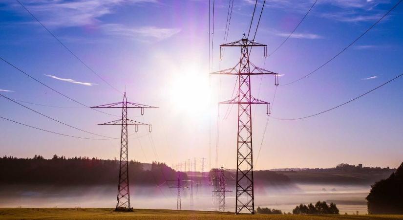 Elkezdődött az Erdélyt Moldvával és Moldova Köztársasággal összekötő elektromos távvezeték építése