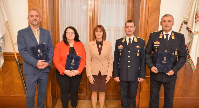 A vármegye biztonságáért dolgoznak, rangos elismerést kaptak