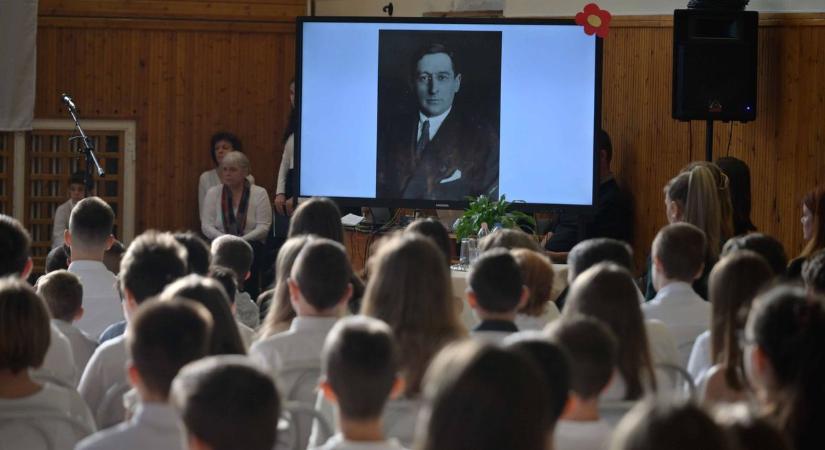 Az iskola, ahol Klebelsberg is beszédet mondott, ma is a jövőt neveli Szegeden – galériával