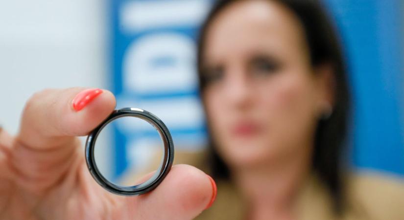 Magyarországon is elérhető a RingPay: így működik az érintésmentes fizetőgyűrű