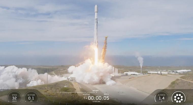 A SpaceX történelmet írt: pályára állt a tízezredik Starlink műhold