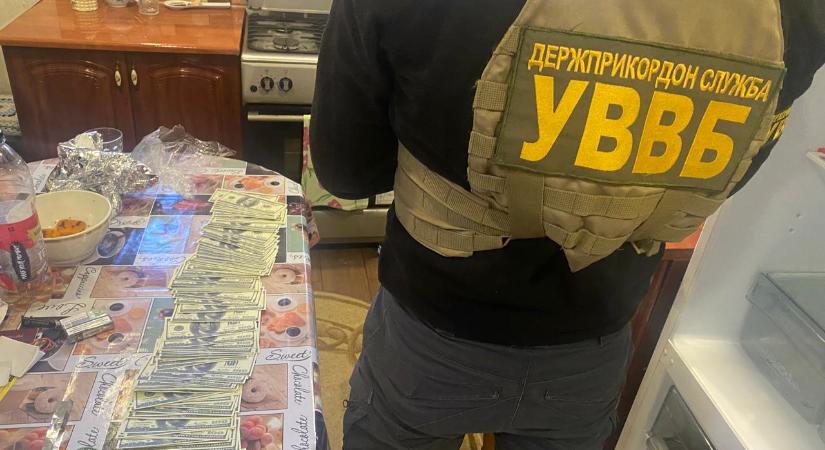 Kárpátalján lelepleztek egy csoportot, amely illegálisan szállított embereket a határon