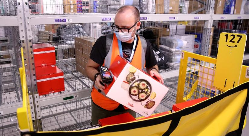 Az Amazon nagy átállásra készül, félmillió munkahelyet a robotok foglalnak majd el