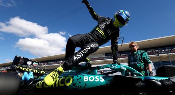 Alonso szerint kilencedik erő az Aston Martin