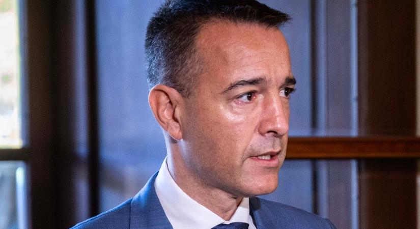 Nem lesz szükség érettségire az otthoni neveléshez