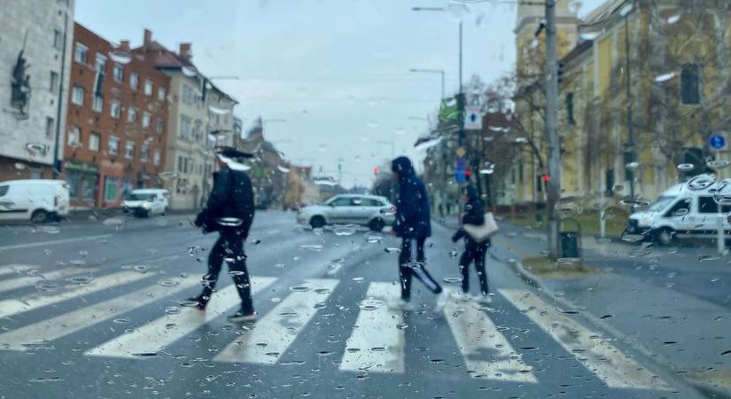 Milyen idő lesz holnap? Elmossa az eső a megemlékezést Zalaegerszegen?