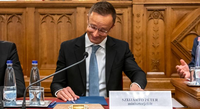Szijjártó Péter: Az Orbán-kormány megkezdi az egyeztetéseket az amerikai nukleáris fűtőelemek vásárlásáról