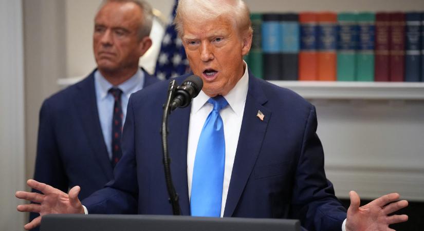 Trump szerint ő dönthet arról, kifizetteti-e magának a 230 millió dolláros kártérítést az ellene folytatott korábbi vizsgálatok miatt