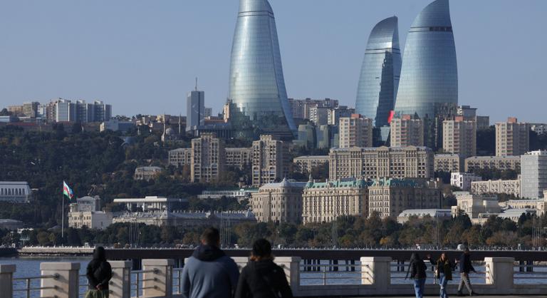 Összevesztek a világi cimborák, de nagyon csúnyán, áll a bál Baku és Moszkva között