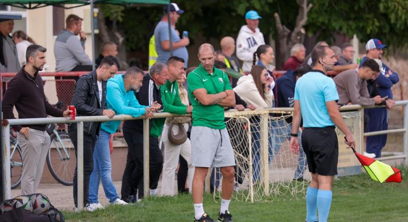 A nyeretlenségi sorozat után edzőváltást jelentett be a klub