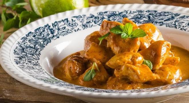 Csirke korma: egy gyors és illatos indiai
