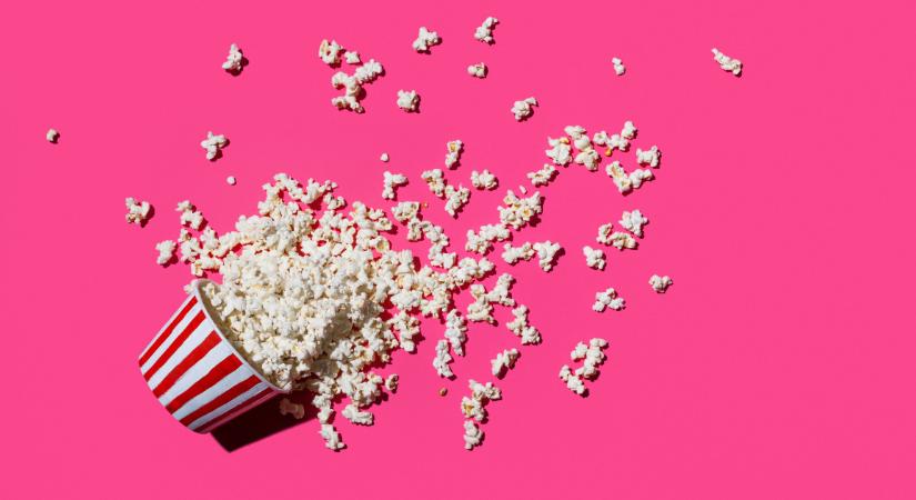 Meglepő oka van annak, hogy miért eszünk popcornt a mozikban
