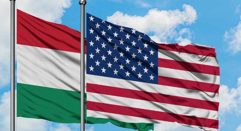 A budapesti amerikai nagykövetség előtt tényleg nem mondhatod ki ezeket a szavakat?