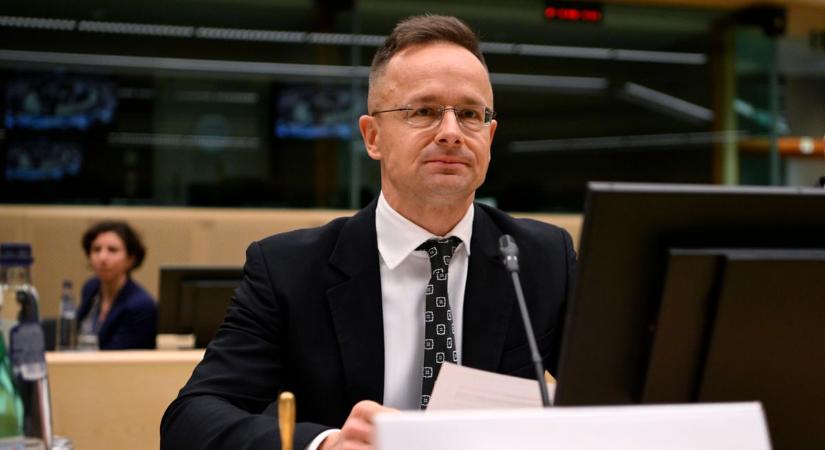 Szijjártó Péter: más módon, mint 1956-ban, de ma is harcolni kell a szabadságért