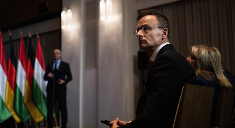 Szijjártó Péter: Manapság is küzdeni kell a szabadságért, de más módon, mint 1956-ban