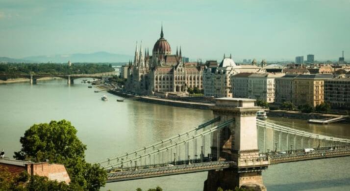 Október 23-án két nagyszabású rendezvényt tartanak – Mutatjuk hol lesznek a lezárások Budapesten