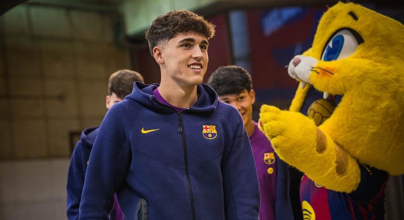 Pau Cubarsí a kamerába mondta, hogy mivel győzik le a Real Madridot az El Clásicón