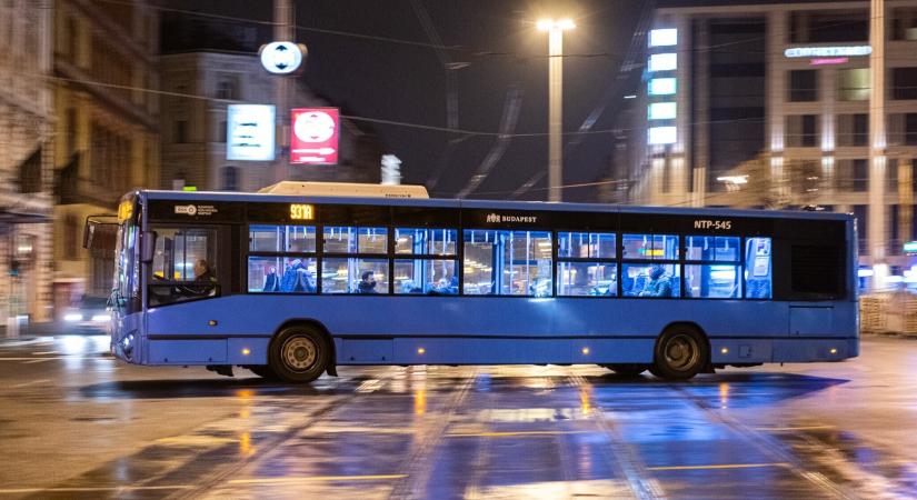Bezavar a közösségi közlekedésbe az óraátállítás