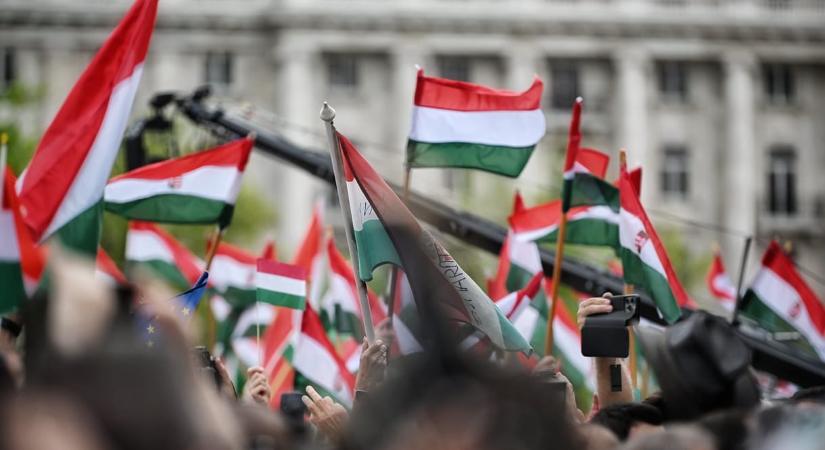 Október 23-a nagy kérdése: ki tudja magáról jobban elhitetni, hogy ő a győztes politikai erő?