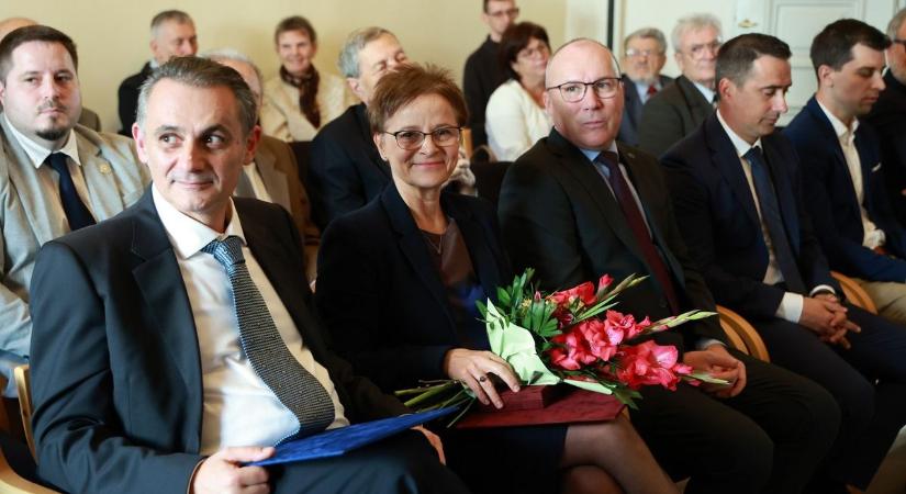 A Csolnoky Ferenc Kórház egyik főorvosa vehette át a Cholnoky-díjat