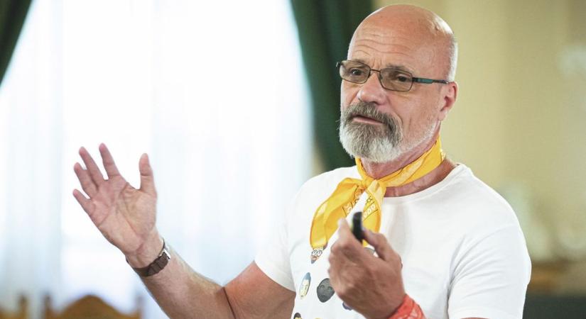 Zacher Gábor nem hitt a szemének: különleges meglepetés várta szolgálat után