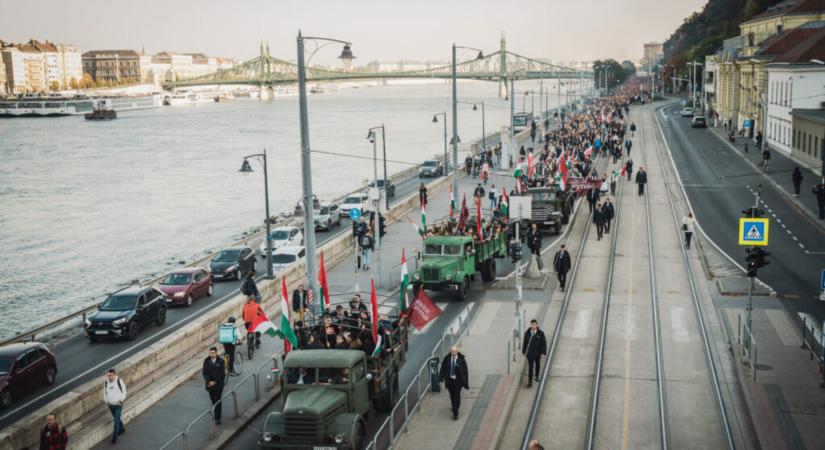 A Gloria Victis is belekeveredett a magyar belpolitikai csatározásokba