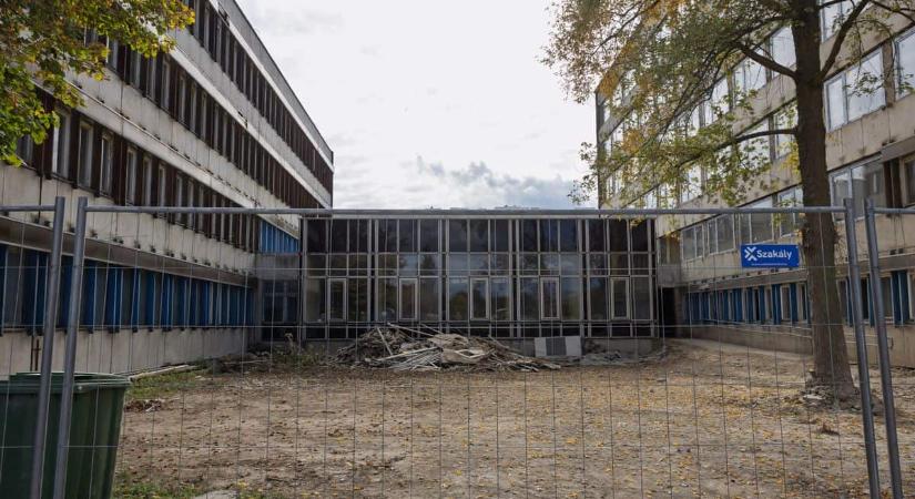 Történelmi jelentőségű felújítás: komoly ráncfelvarrást kap a salgótarjáni Borbély-iskola