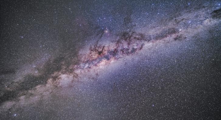Átadták a megújult planetáriumot Egerben