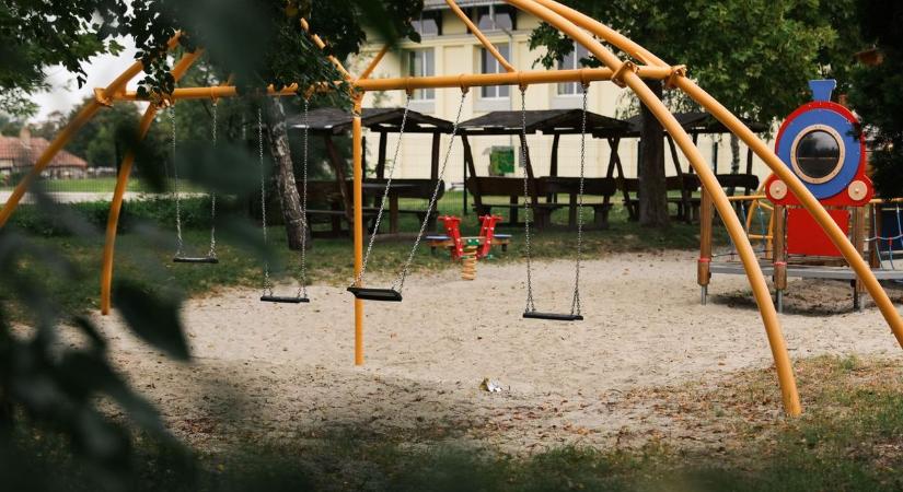 Bőnyi erőszak: Meghosszabbították a báty letartóztatását